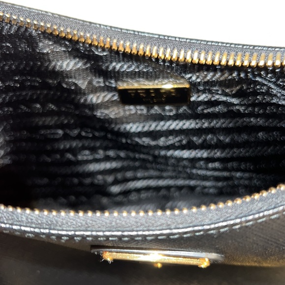 Prada Re Edition Leather Bag - Picture 9 of 12